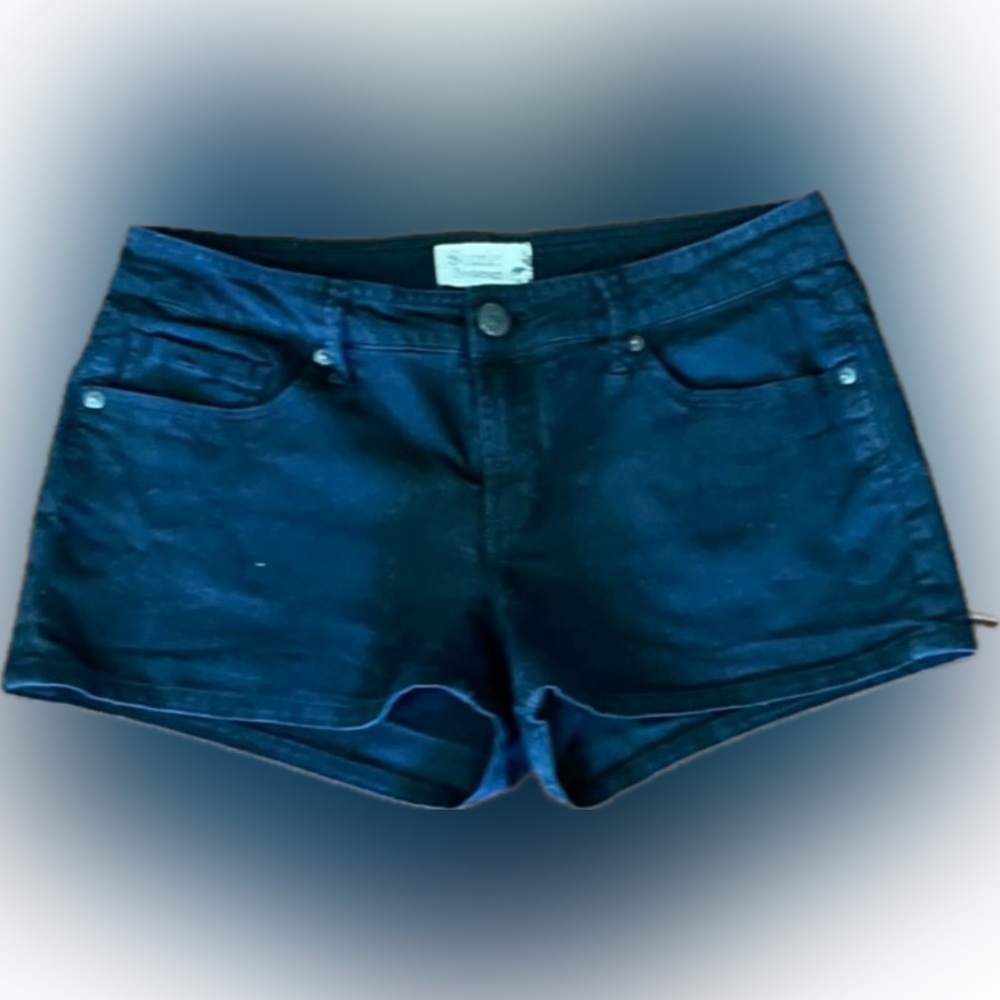 Ladies shorts